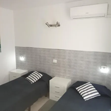 Private With Air Condition And Pool لاس غاليتاس