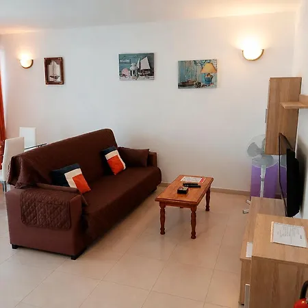 Private With Air Condition And Pool Appartamento